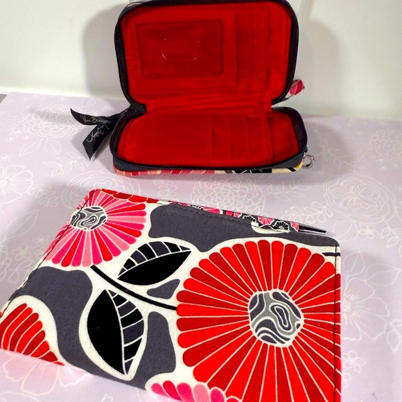 Vera Bradley Floral wallet and notebook set - Picture 4 of 5